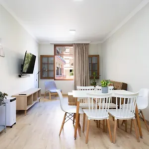 Apartamento New Bright And Central With 2 Bedrooms, Puerto de la Cruz (Tenerife)